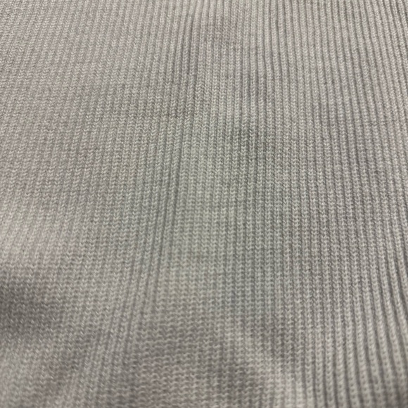 Athleta Ribbed V-Neck Sweater Medium | Lightweight Gray Athleisure Pullover - Picture 6 of 8